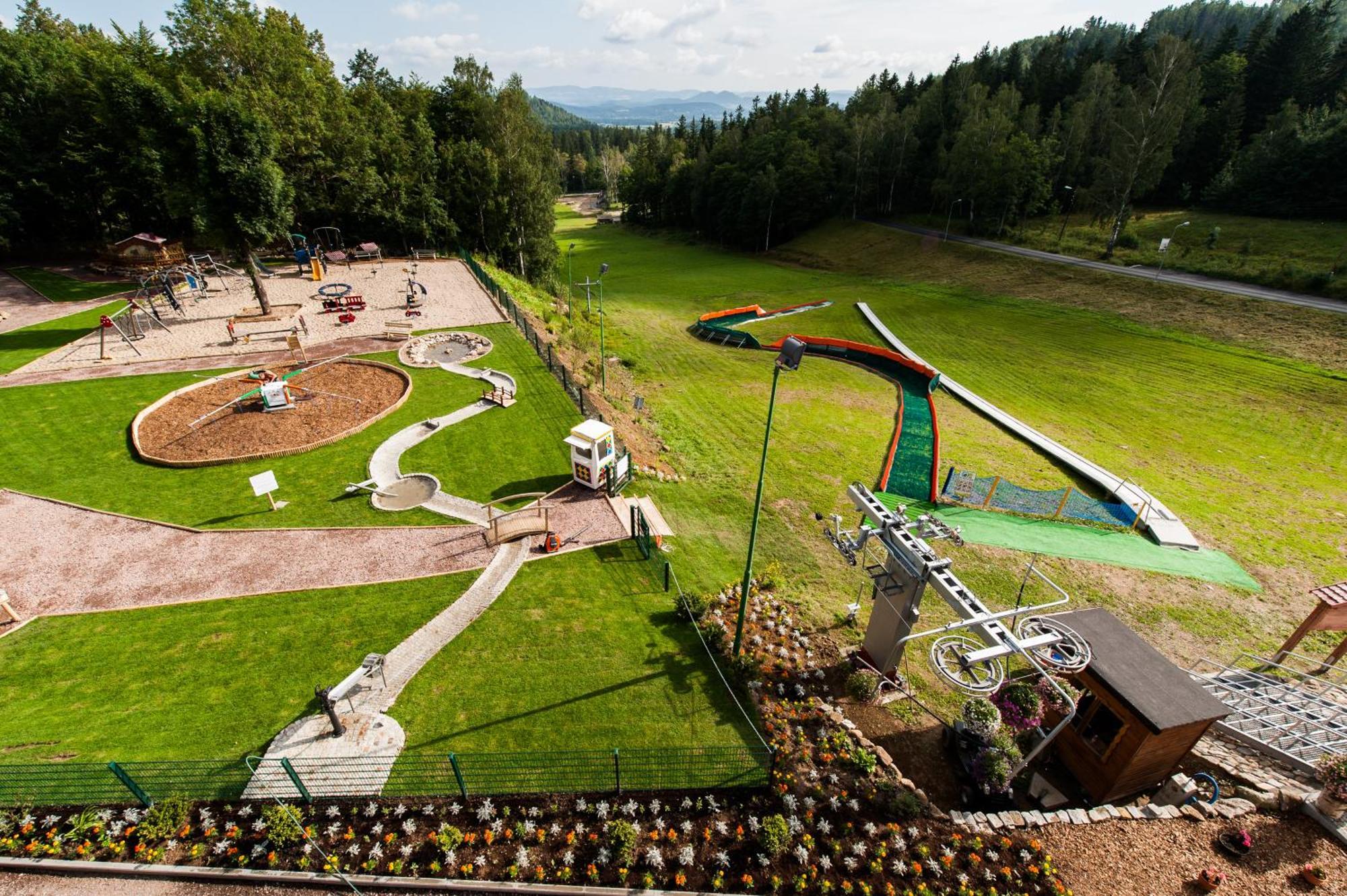 Przystanek Bavaria - Sauny, Parking Oraz Wstep Do Parku Bajek W Cenie! كارباش المظهر الخارجي الصورة